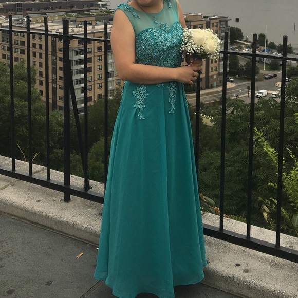 Elegant Dress (HEMMED) - Picture 4 of 4